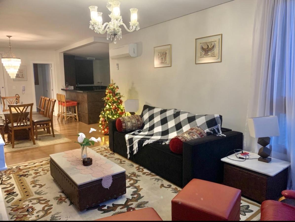 Apto Lindo E Novo No Centro Gramado Ngoại thất bức ảnh