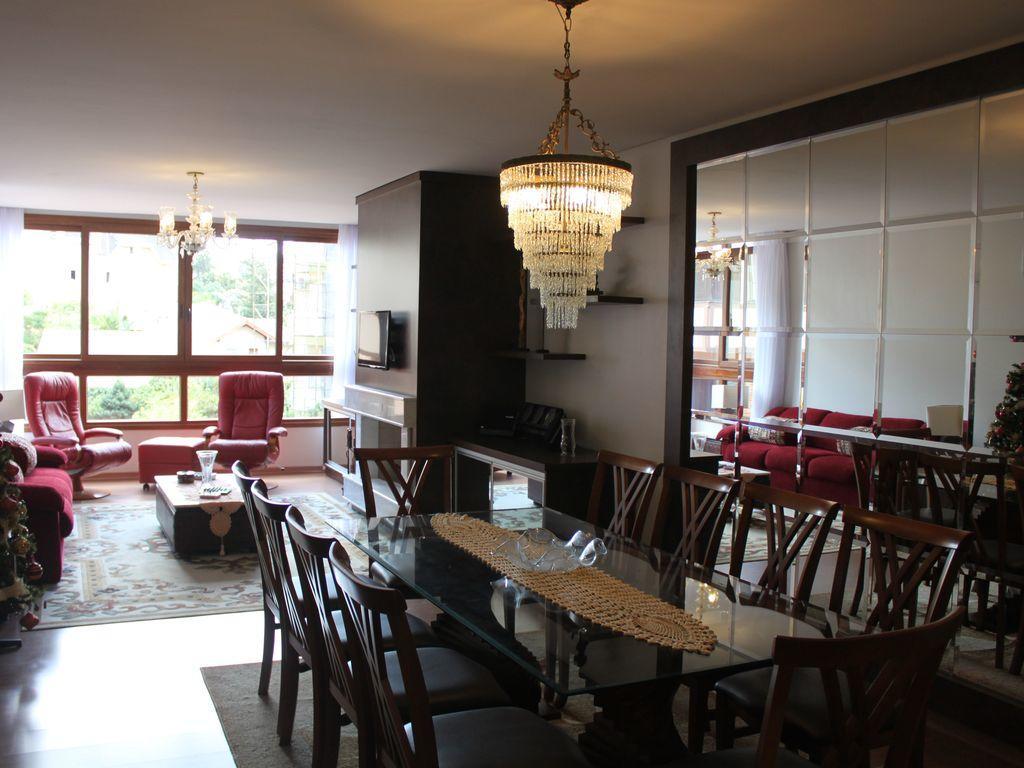 Apto Lindo E Novo No Centro Gramado Ngoại thất bức ảnh