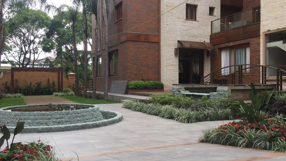 Apto Lindo E Novo No Centro Gramado Ngoại thất bức ảnh